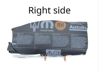 Original (gebraucht) Maserati 06701004350, 639896200A LEVANTE 2017 Seitenairbag rechts - Bild 1