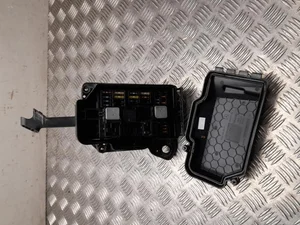 Mercedes-Benz A1675404501, A1679067303 GLE (W167) (2019 ...) 2019 Caja de fusibles