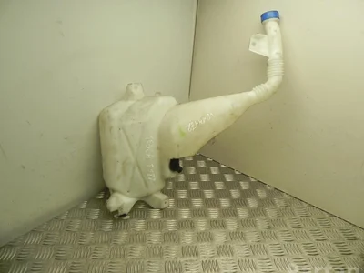 Tesla 1005400-00-B / 100540000B MODEL S 2015 Réservoir d'eau de nettoyage - Image 1