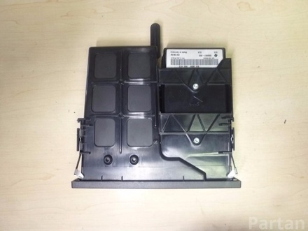 VOLKSWAGEN 5N0 035 342 B, 5N0 035 341 B / 5N0035342B, 5N0035341B SCIROCCO (137, 138) 2010 Multimedia interface box with control unit