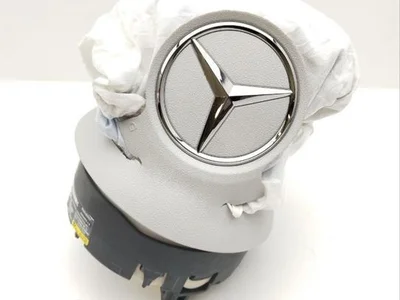 Mercedes-Benz A0008608803 EQE SUV (X294) 2024 Airbag du conducteur - Image 1