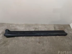 Maserati 670040336 LEVANTE 2019 Garniture de seuil  right side