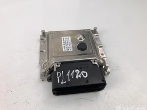 Mercedes-Benz A0009009209; 0281033030 / A0009009209, 0281033030 C-CLASS (W205) 2016 Unidad de control del motor