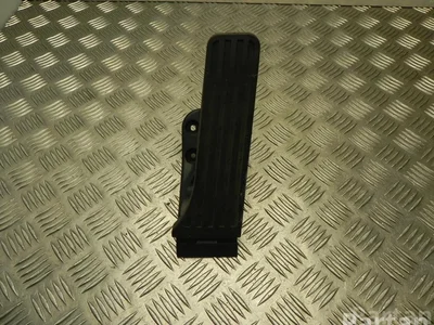 Mercedes-Benz A 222 300 00 04 / A2223000004 S-CLASS (W222, V222, X222) 2015 Pédale d'accélérateur - Image 1