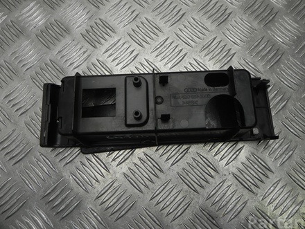 AUDI 4B0 863 300 B / 4B0863300B A6 (4B2, C5) 2000 Storage bin