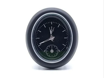 Gebrauchtes Original Maserati 670063101 LEVANTE 2017 Uhr - Bild 1