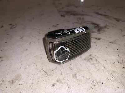 Volvo V70 I (LV) 2000 Clignotant - Image 1