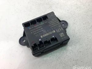 Mercedes-Benz A2129004006 E-CLASS (W212) 2012 Control unit for door
