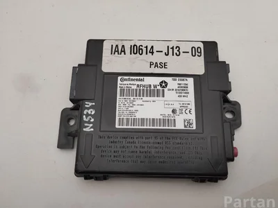 Dodge 68211125AE DURANGO (WD) 2017 Récepteur - Image 1