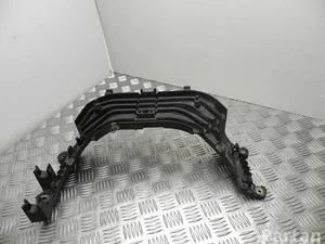 BMW 7636059 X5 (F15, F85) 2015 Support pour la garniture