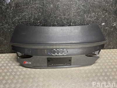 Audi A5 (F53) 2018 Couvercle de coffre - Image 1