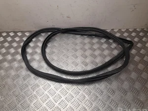 Toyota 069 Yaris Cross XP210 2022 Joint d'étanchéité de porte Right Front