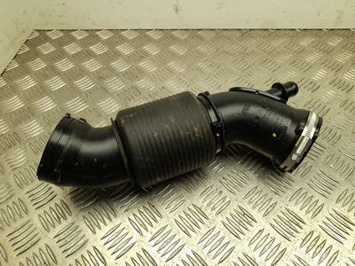 Hyundai 28130-N9400 / 28130N9400 Tucson (NX4) 2023 Prise d'air / Conduit d'air d'admission - Image 1