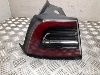 Tesla 1077397 MODEL 3 2021 Rückleuchte links - Bild 1