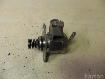 Škoda 04E 127 025 B / 04E127025B SUPERB III Estate (3V5) 2015 Pompe à haute pression - Image 1