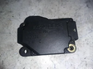 Volvo 74932 XC90 I 2004 Moteur de réglage pour volet de régulation