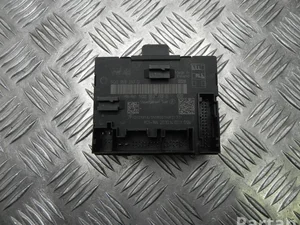 Volkswagen 5Q0 959 393 D, 5Q0 959 393 B / 5Q0959393D, 5Q0959393B GOLF SPORTSVAN (AM1) 2015 Unité de commande pour porte