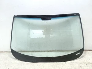 Aston Martin VIRAGE Volante 2012 Szyba czołowa