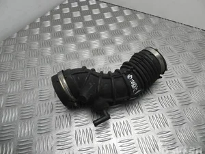 Renault 8200937822 MEGANE III Grandtour (KZ0/1) 2013 Prise d'air / Conduit d'air d'admission