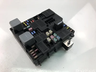 Volvo 31473771 XC60 II (246) 2017 Caja de fusibles - Imagen 1