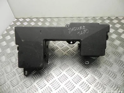 Jaguar 8X2T-14A003-AB / 8X2T14A003AB XF SPORTBRAKE (X250) 2014 Boîte à fusibles - Image 1