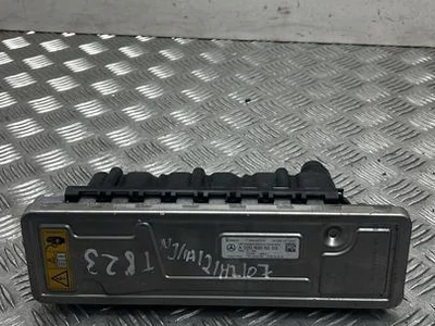 Mercedes-Benz A0008355203 EQE V295 2022 Onduleur avec convertisseur - Image 1