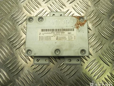 Mercedes-Benz A 172 900 93 02 / A1729009302 E-CLASS (W212) 2012 unité de contrôle - Image 1