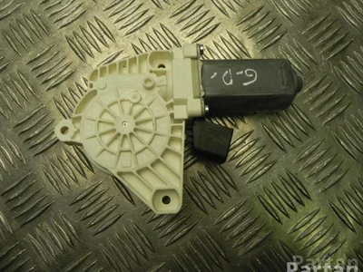 Mercedes-Benz A 207 820 06 42 / A2078200642 E-CLASS Coupe (C207) 2012 Moteur de lève-vitre Right Rear - Image 1