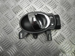 Nissan 80670BA61A JUKE (F15) 2016 Poignée de porte