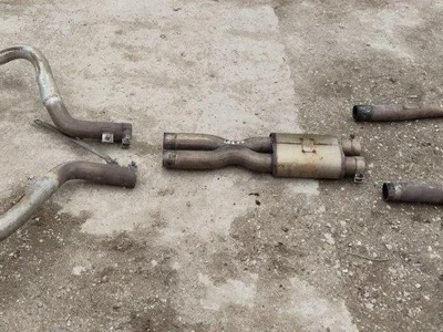 Maserati 2048508001 QUATTROPORTE V 2011 Tłumik - Zdjęcie 1