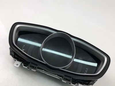 Volvo 31665045 V40 Hatchback 2019 Tablero de instrumentos - Imagen 1