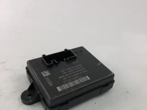 Volvo 31343482 V60 2013 Unidad de control de puertas