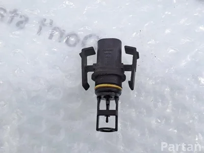 Mercedes-Benz A6511530028 KLASA C (W205) 2016 Inne części silnika - Obraz 1