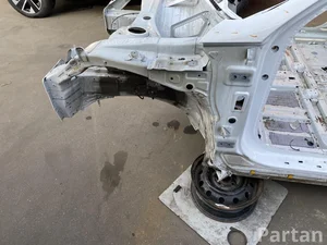 Hyundai IONIQ 6 2025 ćwiartka samochodowa z przodu z lewej