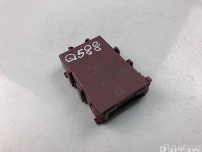 Toyota 89111-02030 / 8911102030 COROLLA Saloon (_E18_, ZRE17_) 2018 Unités de contrôle - Image 1