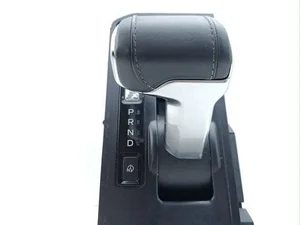 Ford USA NL3P-7P427-AK, NL3P-7P427-AK33N5, 01292025, TN0099B / NL3P7P427AK, NL3P7P427AK33N5, 01292025, TN0099B F-150 LIGHTNING Crew Cab Pickup 2025 Pavarų svirtis Automatinė pavarų dėžė