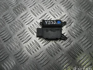 Volkswagen 1K2 907 511 E / 1K2907511E TOURAN (1T1, 1T2) 2005 Moteur de réglage pour volet de régulation