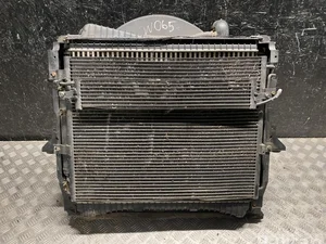 Land Rover AH32 8T000CJ, AH32 9L440 AB, AH32 8005 BA, 7H32 9N103 AC, AH32 19C600 CA / AH328T000CJ, AH329L440AB, AH328005BA, 7H329N103AC, AH3219C600CA DISCOVERY IV (L319) 2011 Radiateur Refroidisseur d'air comprimé intermédiaire Condenseur