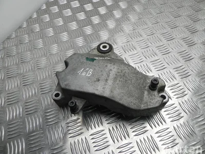 Mercedes-Benz A 270 223 00 02 / A2702230002 CLA Coupe (C117) 2014 Support - Image 1