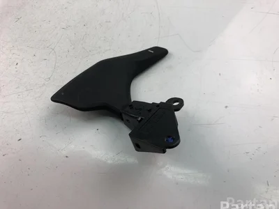 Toyota 189601 VERSO (_R2_) 2011 Bouton multifonction pour volant - Image 1