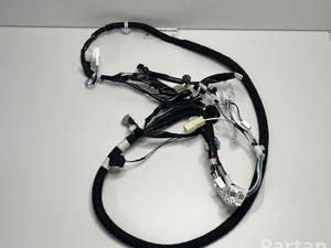 Toyota 8218502360 COROLLA (E210) Estate 2019 Harnais