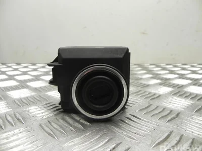 Mercedes-Benz A 212 905 47 01 / A2129054701 E-CLASS (W212) 2016 cylindre de serrure pour allumage - Image 1