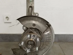 Land Rover MK83-3K185-BB, MK83-2C300-BB / MK833K185BB, MK832C300BB RANGE ROVER VELAR (L560) 2021 Priekinės pakabos komplektas (kelmas) dešinė pusė