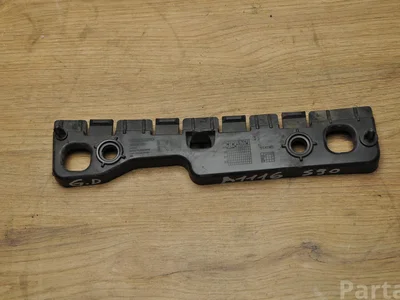 Volvo 31386128 S90 II 2018 Support pour pare-chocs Right Rear - Image 1