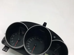 Mazda 4KBP4KB 3 (BK) 2005 Tableau de bord