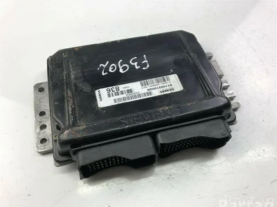 Volvo S110921002H; P30858836 / S110921002H, P30858836 S40 I (VS) 2000 Unités de contrôle - Image 1