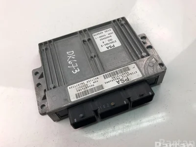 Citroën 9645715180; 9644674980 / 9645715180, 9644674980 C5 II (RC_) 2007 Unité de contrôle moteur - Image 1