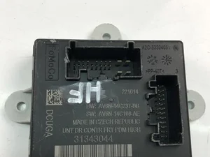 Volvo 31343044 V40 Наклонная задняя часть 2017 БУ двери