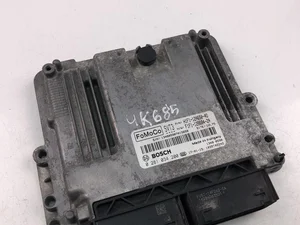 Ford H1F1-12A650-AD; F1F1-12B684-ZA; 0281034200 / H1F112A650AD, F1F112B684ZA, 0281034200 FOCUS III 2015 Unité de contrôle moteur