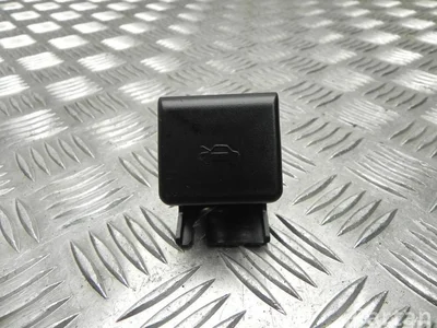 Mazda K3203 6 Estate (GH) 2012 Poignée - Image 1